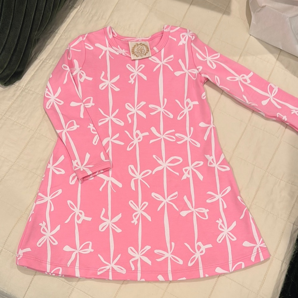 TBBC EUC Polly Play Dress size 3T Pink Dress with White Bow Pattern